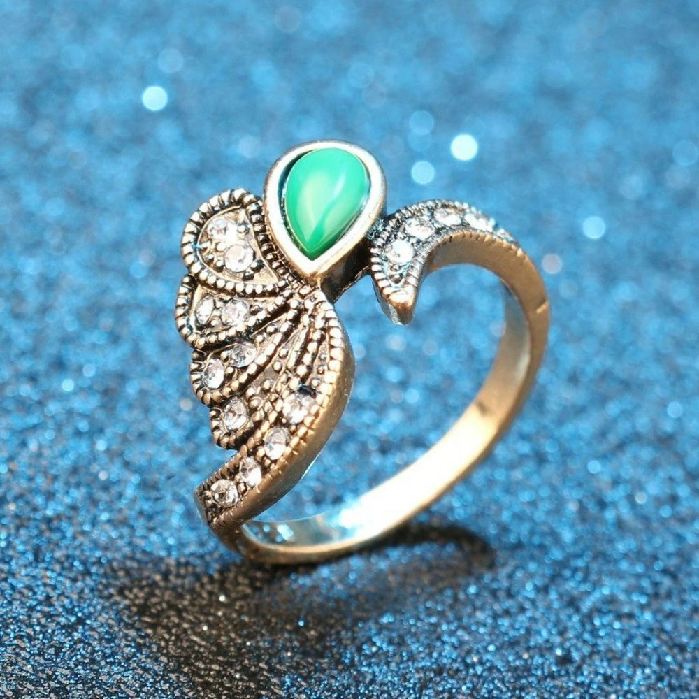 Ethnic Antique Gold Mosaic Green Resin Vintage Boho Ring